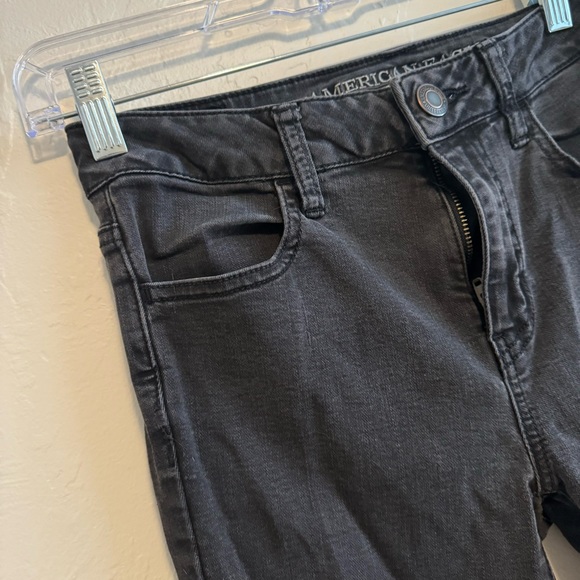 Women's American Eagle Black Jeans Super Super Stretch High Rise Jegging Size 4 - Picture 2 of 6